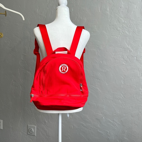 lululemon athletica Handbags - NWT 🍋 Lululemon City Adventurer Backpack Mini Club Patch